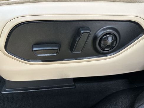 Used 2025 Jeep Grand Cherokee L Limited image 15