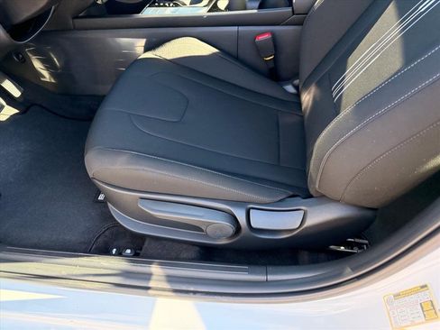 New 2026 Hyundai Elantra Blue image 8