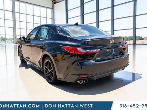Used 2025 Toyota Camry SE FWD image 25
