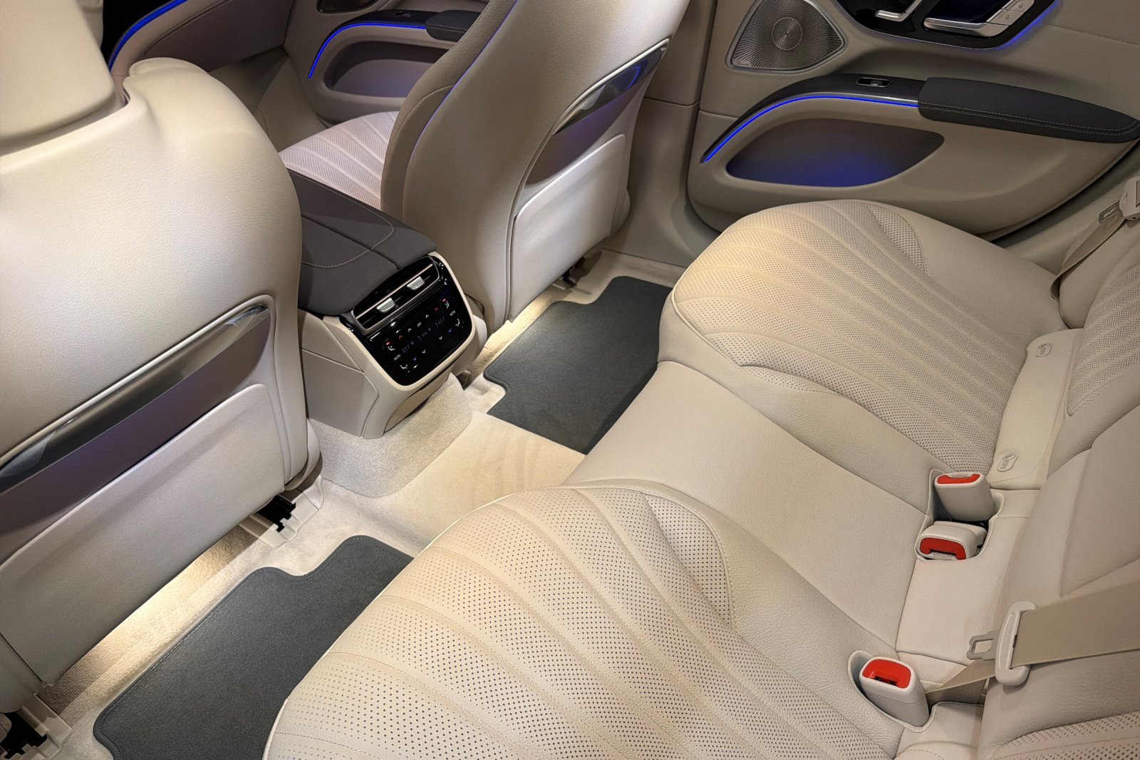 New 2026 Mercedes-Benz EQS 450+ 4MATIC Sedan image 11