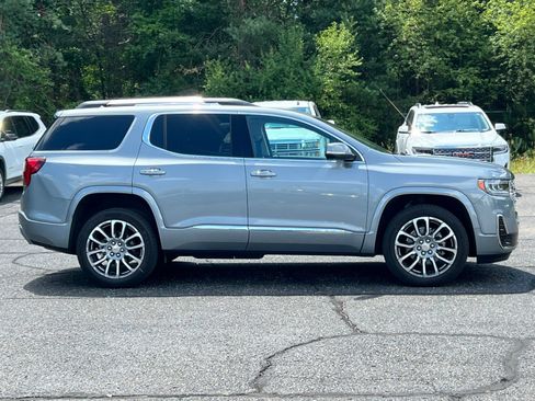 Certified 2023 GMC Acadia Denali w/ Denali Ultimate Package FWD image 21