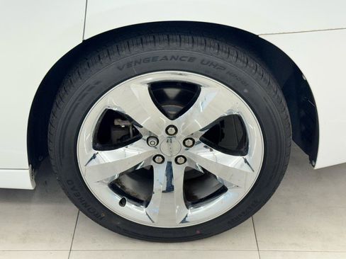 Used 2013 Dodge Charger R/T RWD image 40