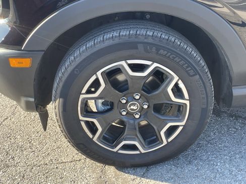 Used 2025 Ford Bronco Sport Outer Banks w/ Outer Banks Tech Package+ image 11