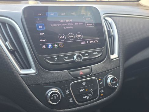 Used 2019 Chevrolet Malibu LS FWD image 16