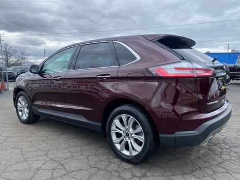 Used 2024 Ford Edge Titanium image 6