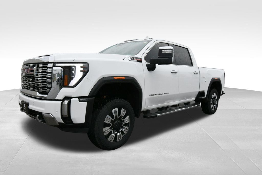 Used 2024 GMC Sierra 3500 Denali w/ Technology Package AWD/4WD image 2