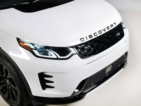 Used 2025 Land Rover Discovery Sport Dynamic SE image 29