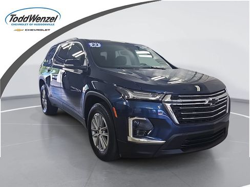 Certified 2023 Chevrolet Traverse LT AWD/4WD image 1