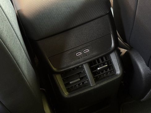 Used 2025 Chevrolet Equinox LT w/ Convenience Package II AWD/4WD image 17