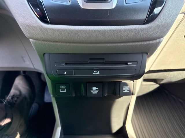 Used 2023 Honda Odyssey Touring image 31