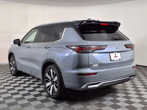 New 2025 Mitsubishi Outlander SEL image 5