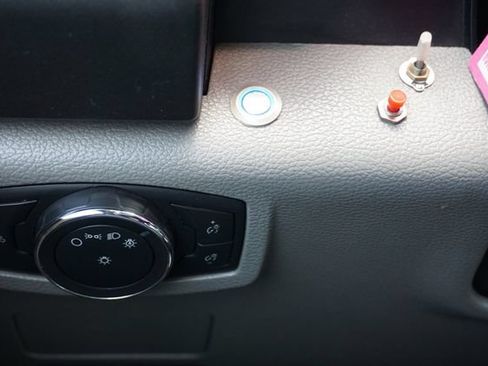 Used 2019 Ford F250 XL w/ STX Appearance Package AWD/4WD image 30