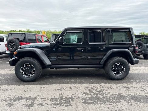 Used 2023 Jeep Wrangler Unlimited Rubicon 4xe w/ Steel Bumper Group AWD/4WD image 7