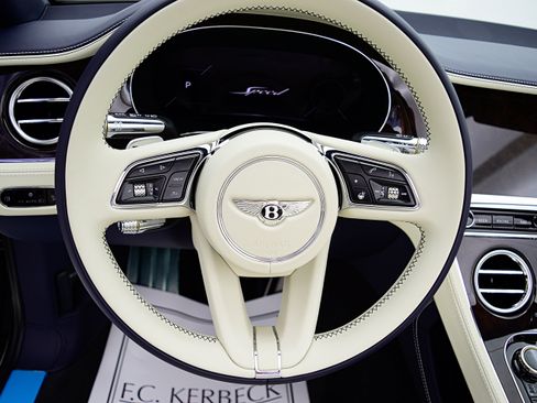 Used 2025 Bentley Continental GT Speed AWD/4WD image 46