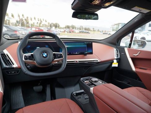 New 2026 BMW iX xDrive60 image 11
