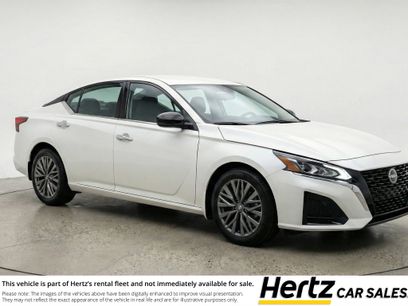 Used 2025 Nissan Altima 2.5 SV