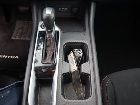 Certified 2025 Nissan Sentra SR image 23