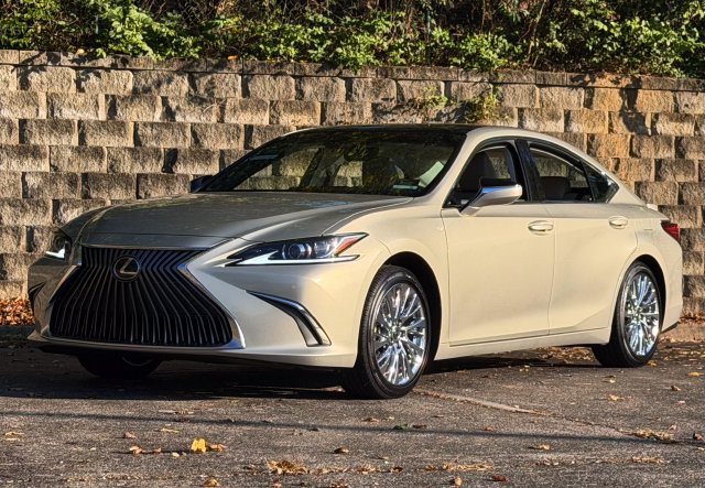 Certified 2021 Lexus ES 350 w/ Premium Package FWD image 15