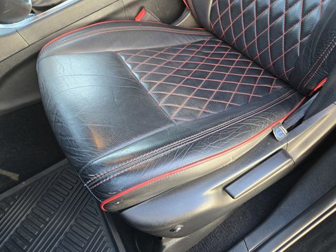 Used 2020 Jeep Grand Cherokee Laredo image 13