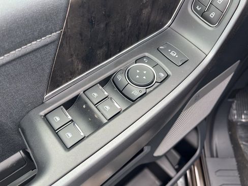 New 2025 Ford F350 Lariat w/ FX4 Off-Road Package image 13