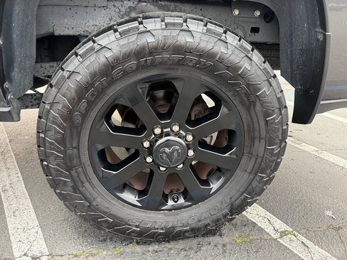 Used 2024 RAM 2500 Laramie w/ Night Edition image 17