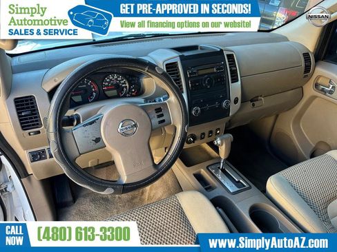 Used 2012 Nissan Frontier SV image 19