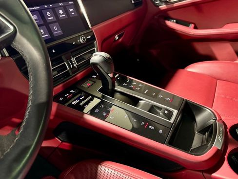 Used 2023 Porsche Macan GTS w/ Premium Package Plus image 22