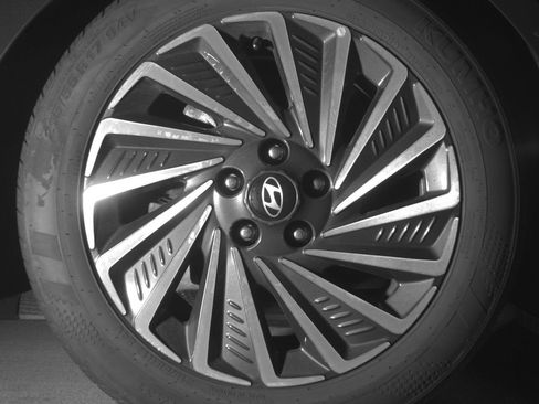 Used 2025 Hyundai Sonata SEL image 15