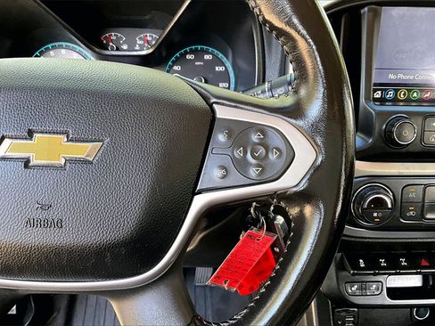 Used 2019 Chevrolet Colorado ZR2 image 11