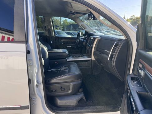 Used 2014 RAM 2500 Laramie w/ Convenience Group AWD/4WD image 22