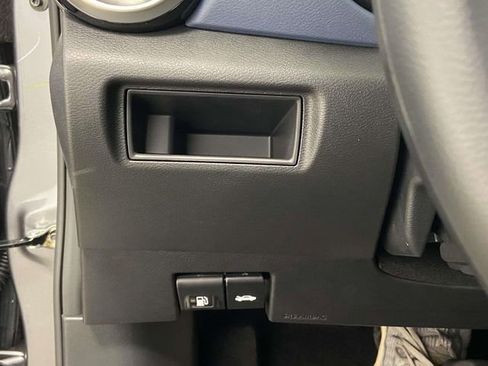 New 2025 Nissan Versa SV w/ Trunk Package image 18