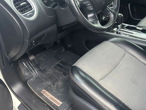 Used 2019 Nissan Pathfinder SV w/ Rock Creek Edition FWD image 26