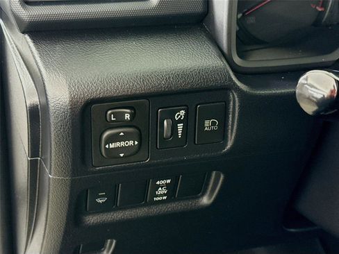 Used 2020 Toyota 4Runner SR5 Premium image 4