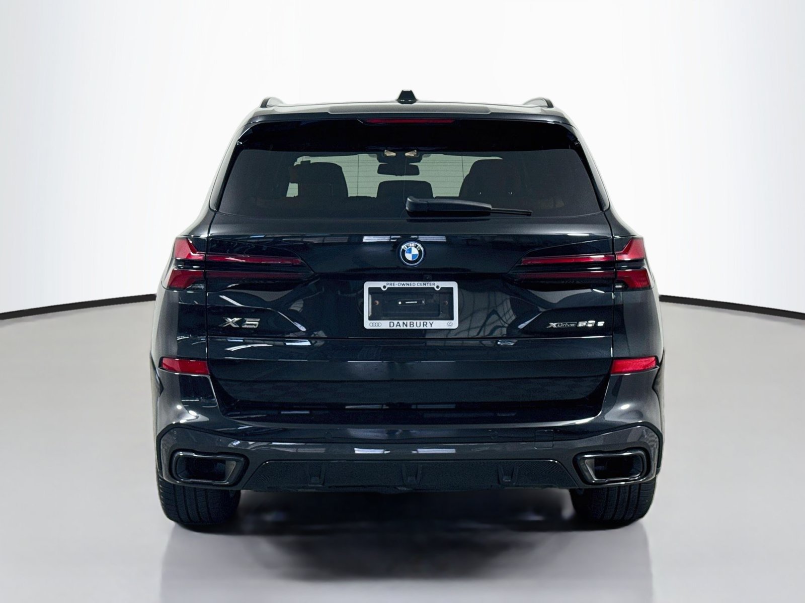 Used 2024 BMW X5 xDrive50e w/ M Sport Package AWD/4WD image 10