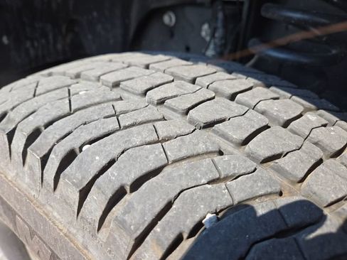 Used 2024 Ford F350 XLT AWD/4WD image 8
