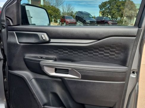 Used 2024 Ford Ranger XLT w/ FX4 Off-Road Package image 17