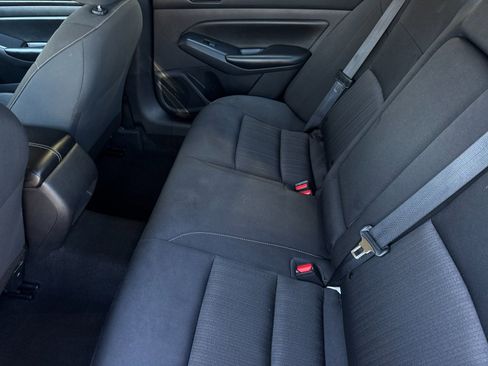 Used 2023 Nissan Altima 2.5 S image 13