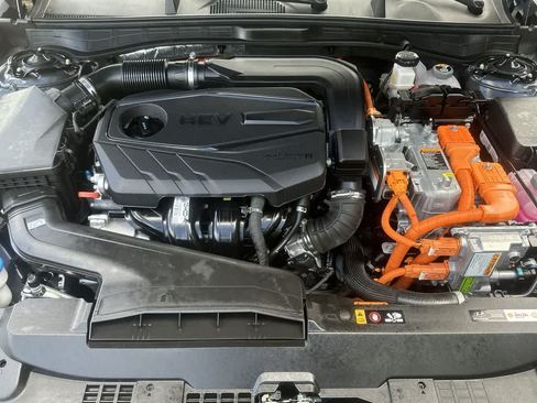 Used 2025 Hyundai Sonata SEL FWD image 19