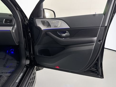 New 2026 Mercedes-Benz GLS 580 4MATIC image 24