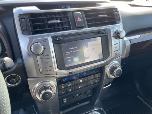 Used 2016 Toyota 4Runner Limited image 15