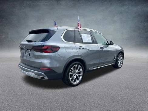 Used 2024 BMW X5 xDrive40i image 4