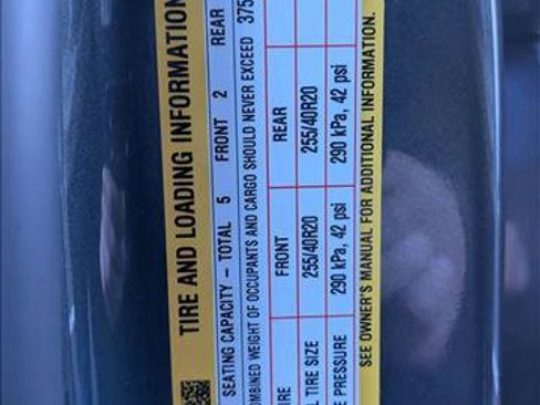 Used 2023 Tesla Model Y Long Range image 25