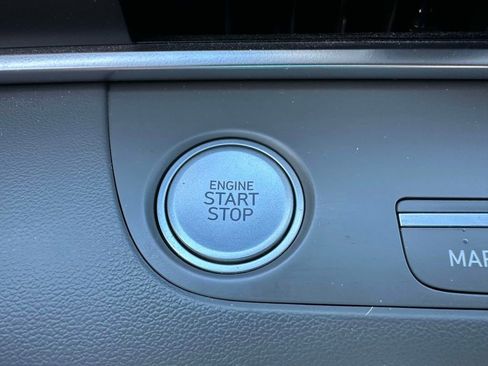 Used 2023 Hyundai Elantra SEL w/ Convenience Package image 26