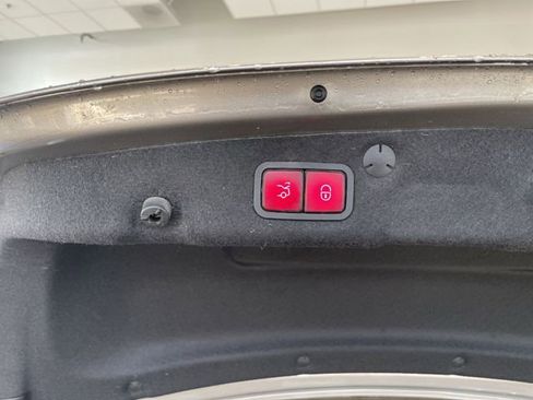 Used 2021 Mercedes-Benz C 300 4MATIC Sedan image 35