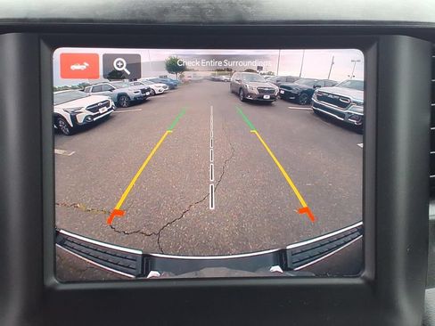 Used 2022 RAM 1500 Big Horn AWD/4WD image 9