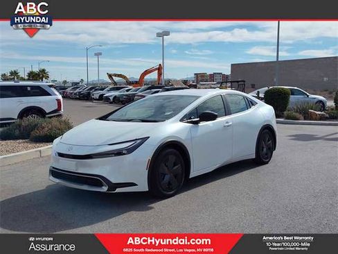 Used 2024 Toyota Prius Prime SE image 1