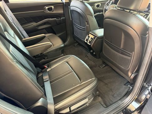 Used 2022 Kia Sorento SX FWD image 33