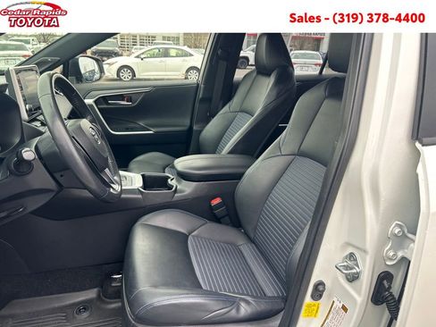 Certified 2022 Toyota RAV4 XSE image 11