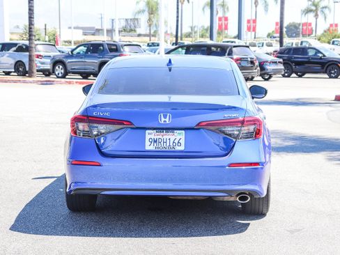 Used 2024 Honda Civic Sport image 11