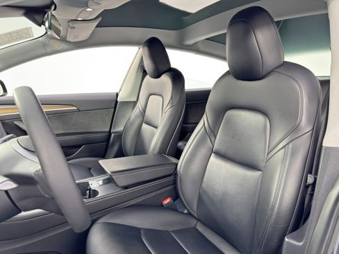 Used 2021 Tesla Model 3 Standard Range Plus image 38